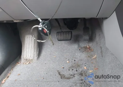 2008 Toyota Rav4 from USA, damaged, VIN JTMZD33V086073737